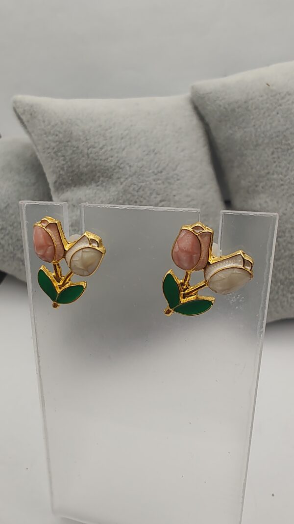 Dual Marble Tulip Stud Earrings