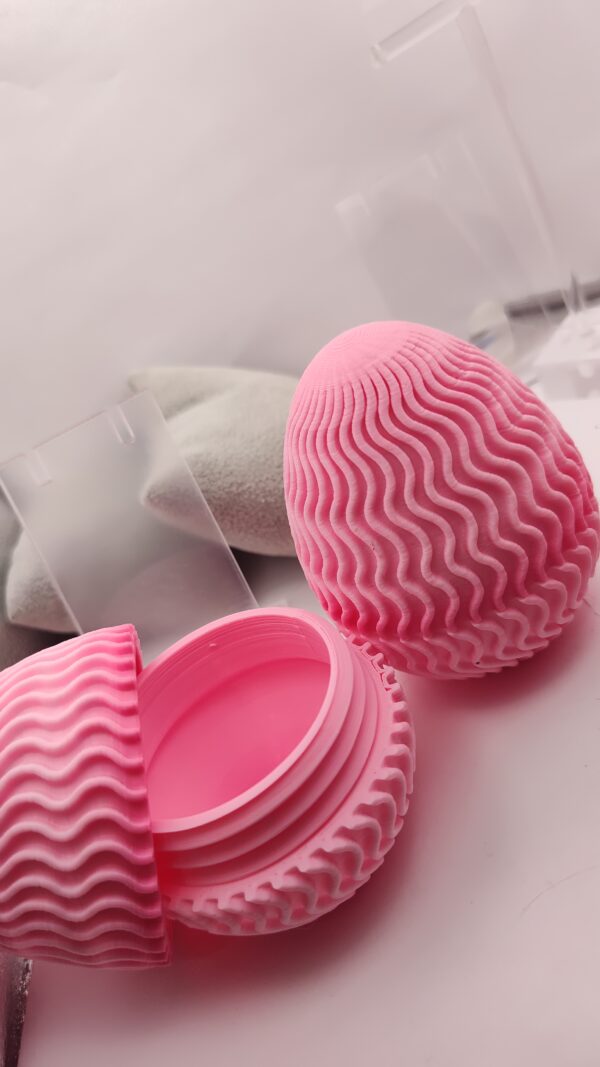 3D Printed Wavy Egg Stash Gifties Light Pink Ombre