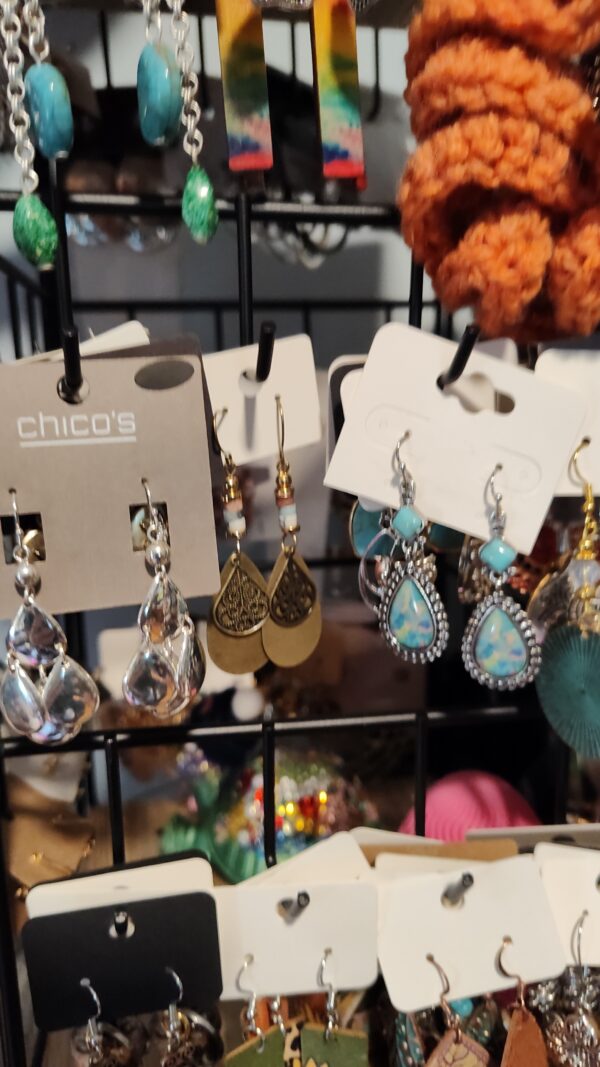 Earring Tree Pull
